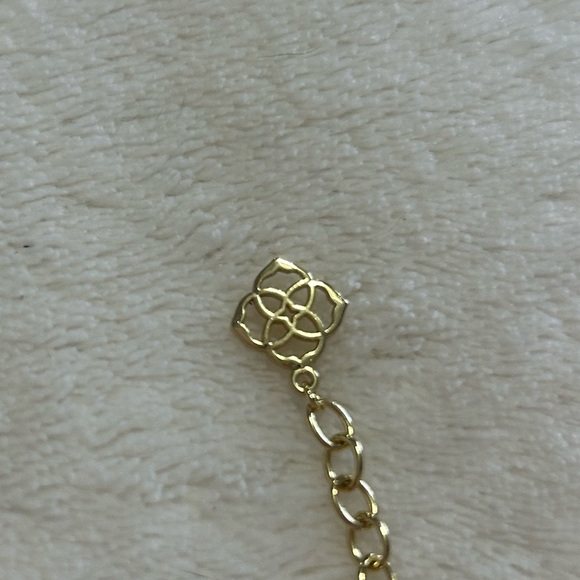 Kendra Scott Elisa Gold Necklace - Picture 4 of 4